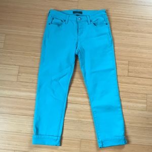Turquoise capris